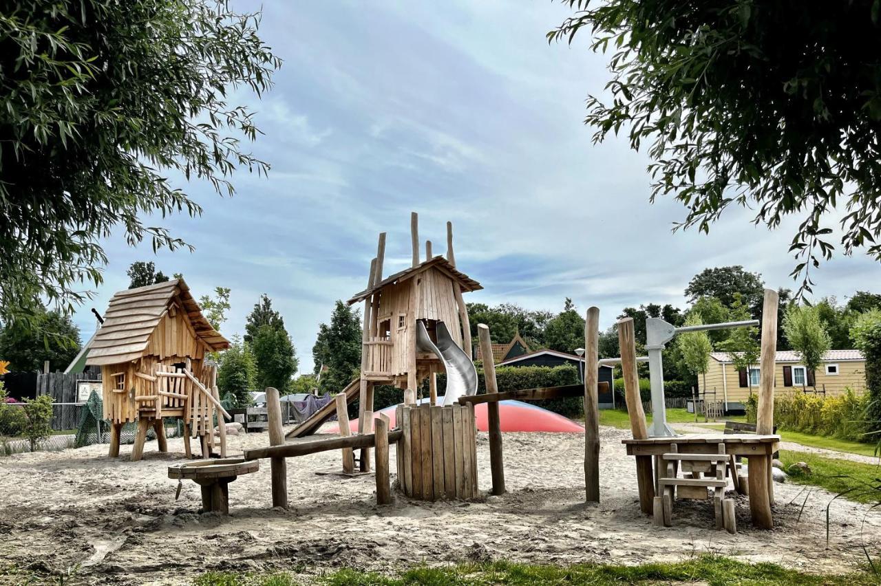 Recreatiepark Wiringherlant Hotel
